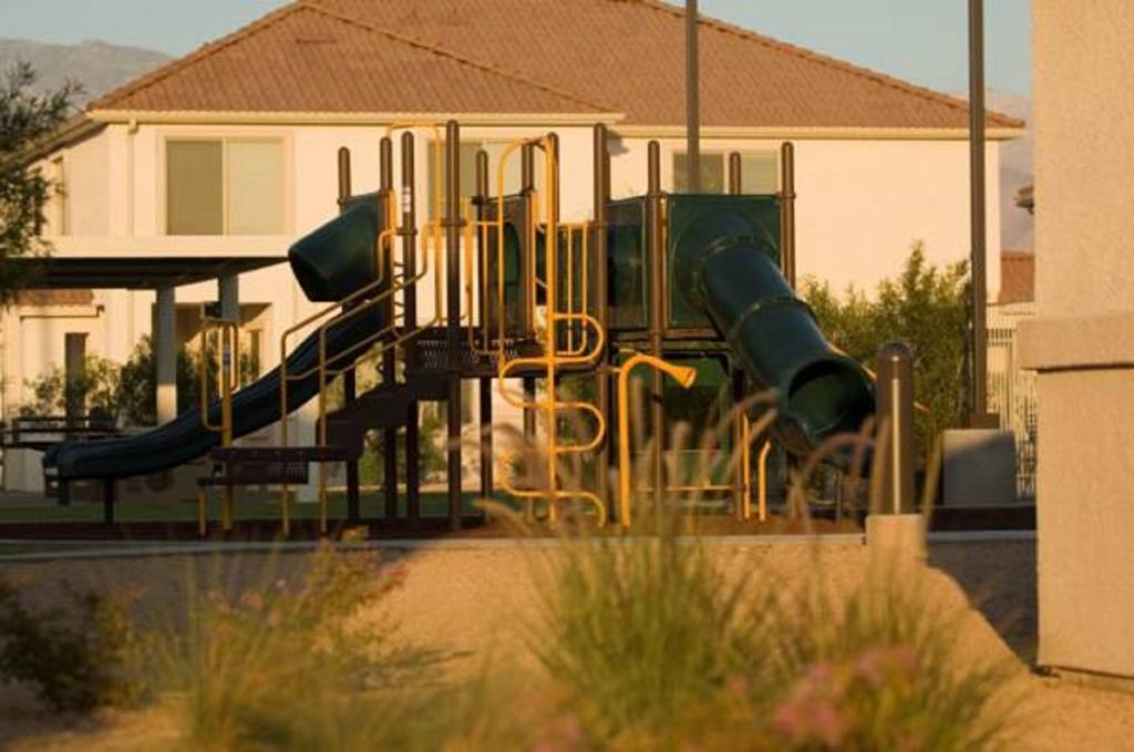 The Springs Condominium Resort Мъскийт Екстериор снимка