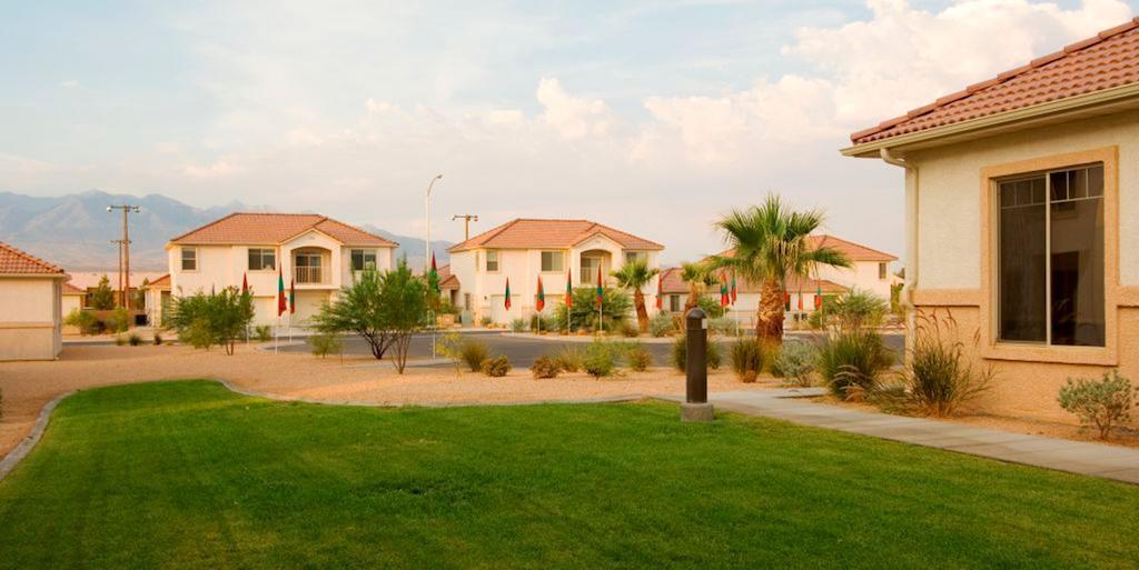 The Springs Condominium Resort Мъскийт Екстериор снимка